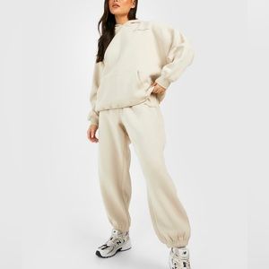 Cream Boohoo track set